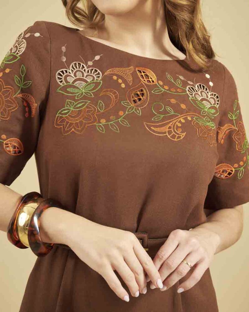 Vestido Bordado com Cinto Letícia - Image 2