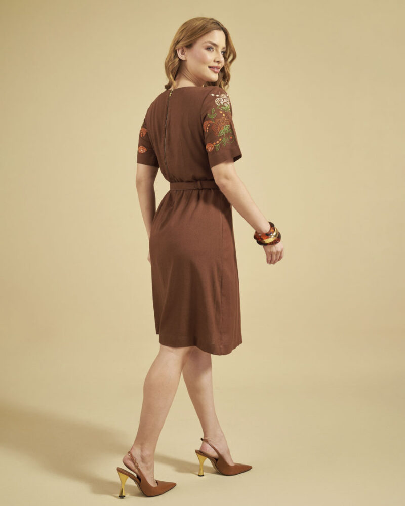 Vestido Bordado com Cinto Letícia - Image 3